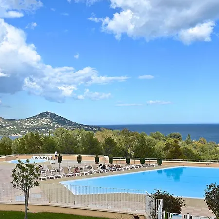 Apartment Village Cap Esterel - L'esquinade-104 By Interhome